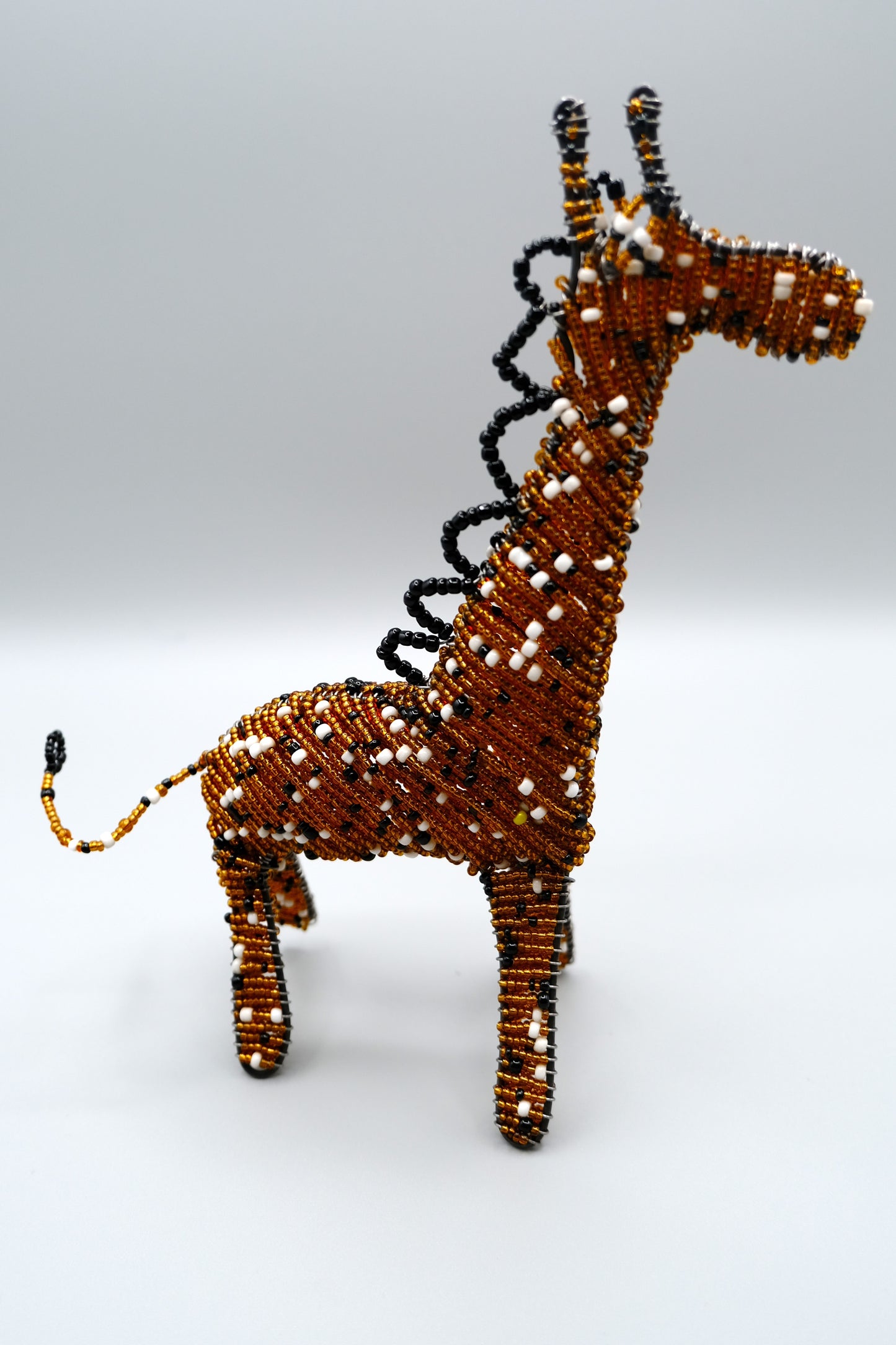 Olokira Beaded Giraffe – A Symbol of Grace & Strength