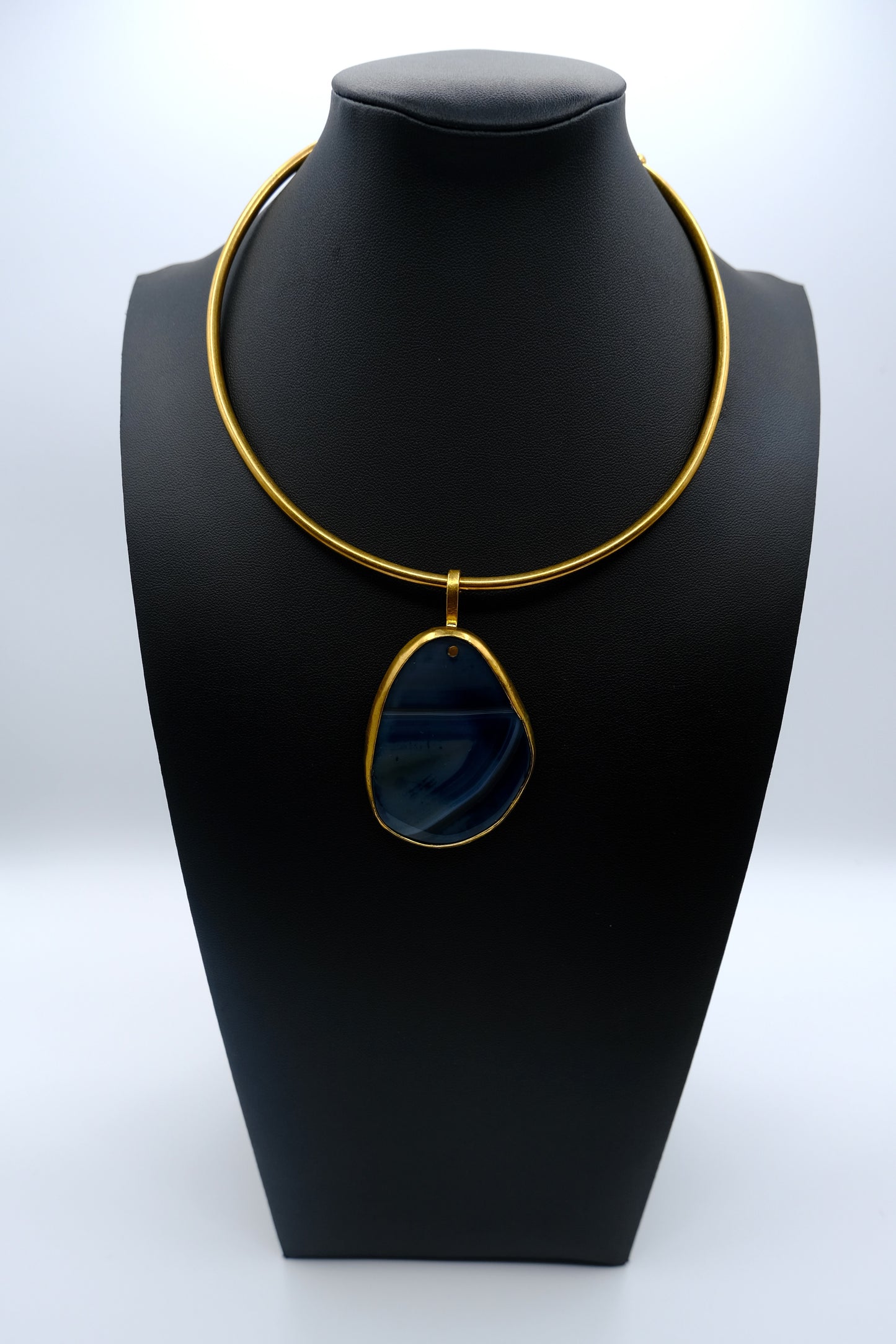 Midnight Horizon Choker