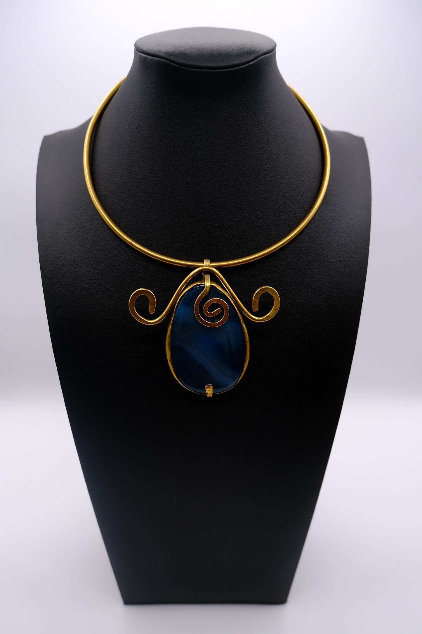 Midnight Waves Choker