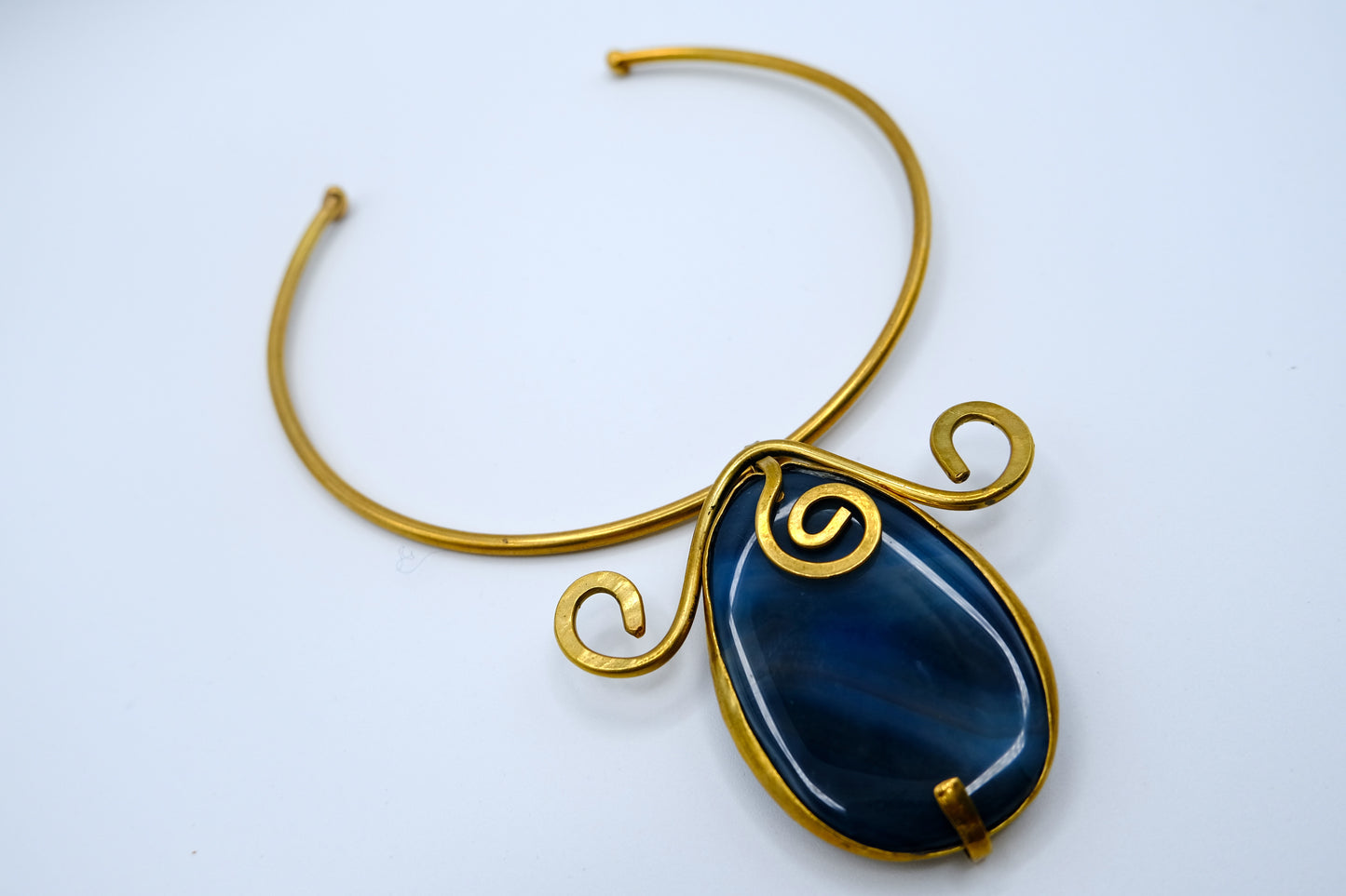 Midnight Waves Choker