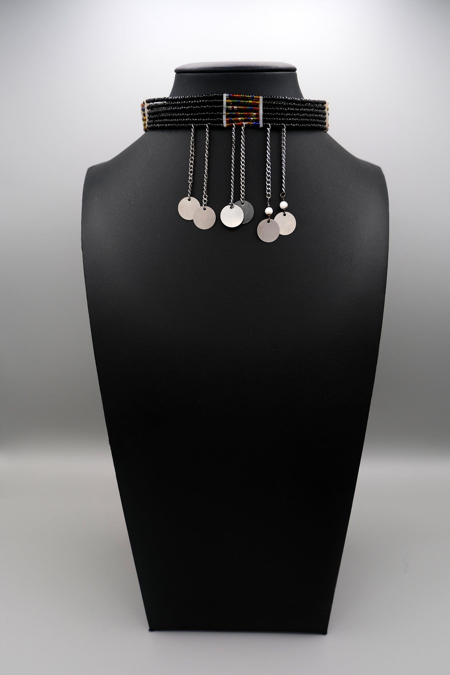 Orkedi Night Choker – A Symbol of Elegance & Mystery